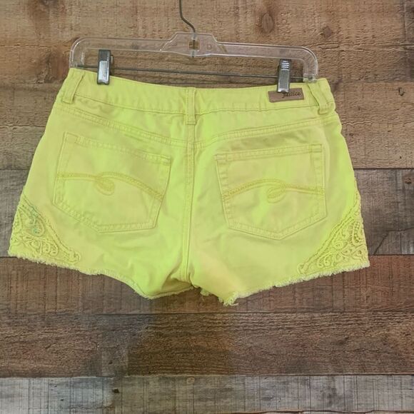 ‎Justice yellow embroidered shorts, size 18r - Picture 7 of 10